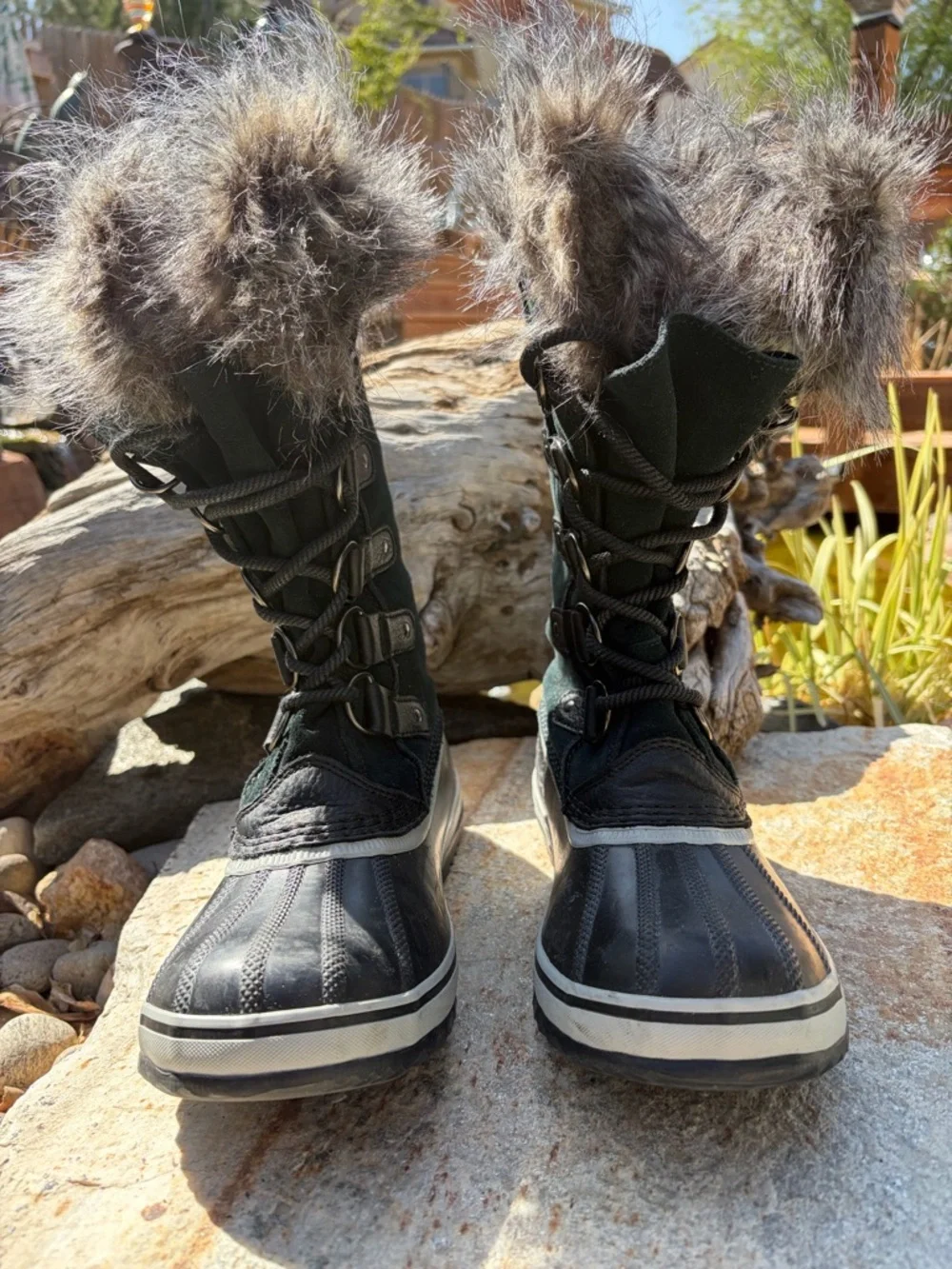 Sorel Joan‎ of Arctic Women's Snow Boots Black Faux Fur Waterproof Size 9
